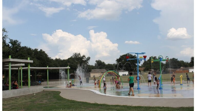 Free Splash Pads in East Dallas (2026 Guide)